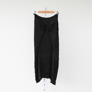 Vince Black Pleated Tie Front Skirt